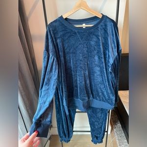 blue velour jogger set
